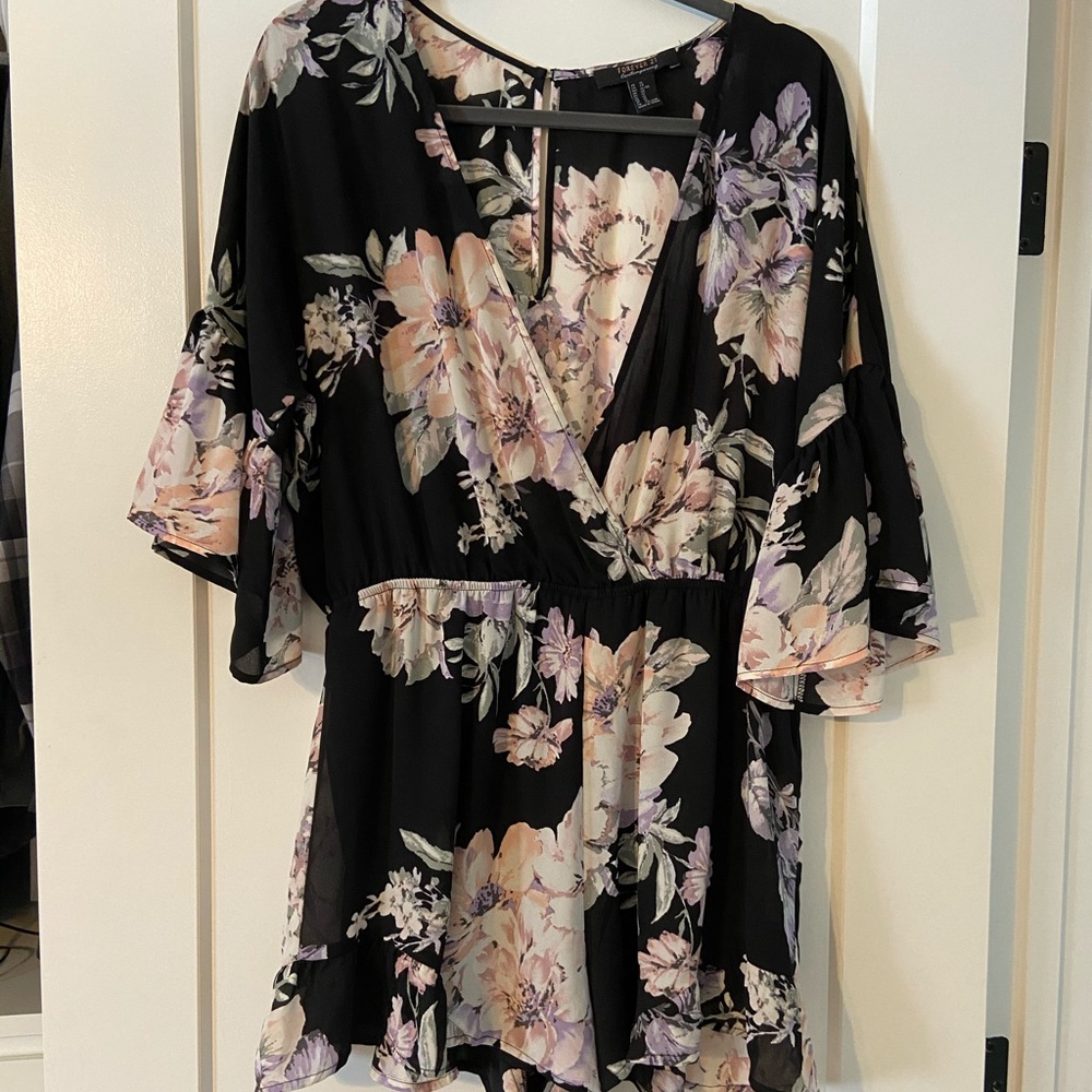 Forever21 Floral Flowy Romper